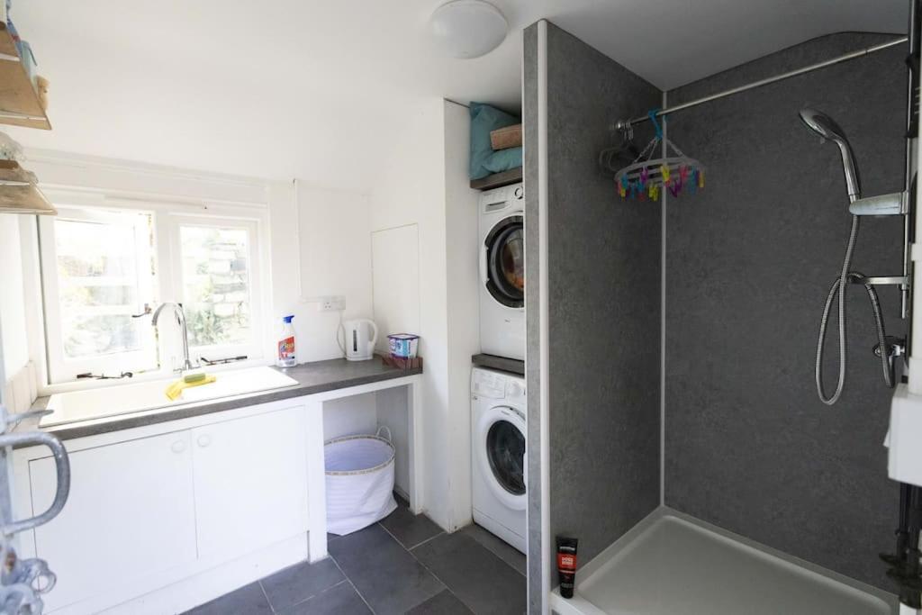 Apartment Secluded Woodland Annex Between Mylor And Flushing